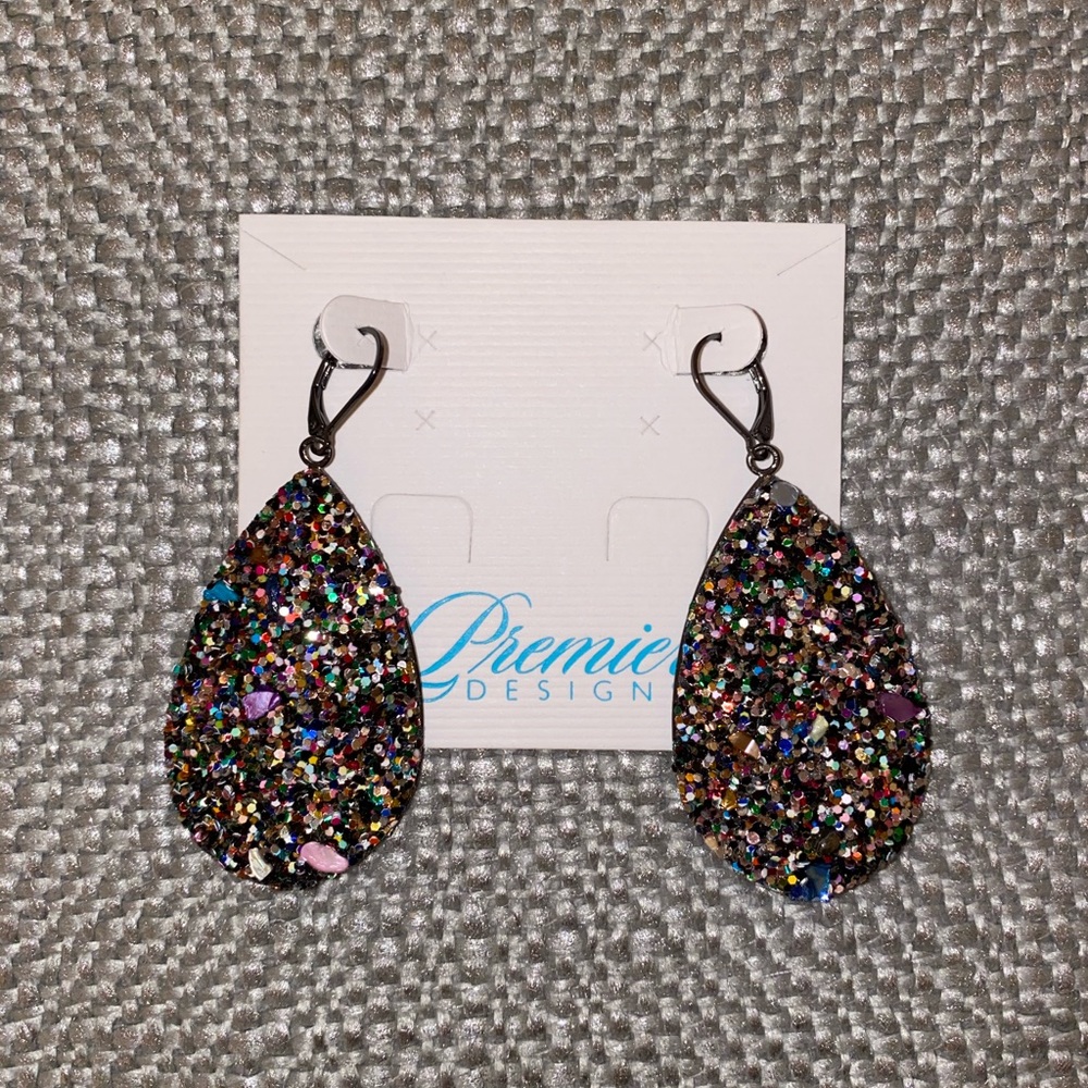NIB Premier Designs- Go Bold Earrings